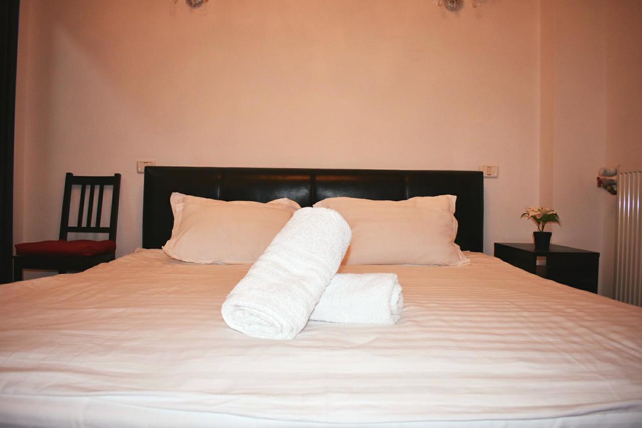 Grand Central Accommodation - Beldiman Букурещ Екстериор снимка