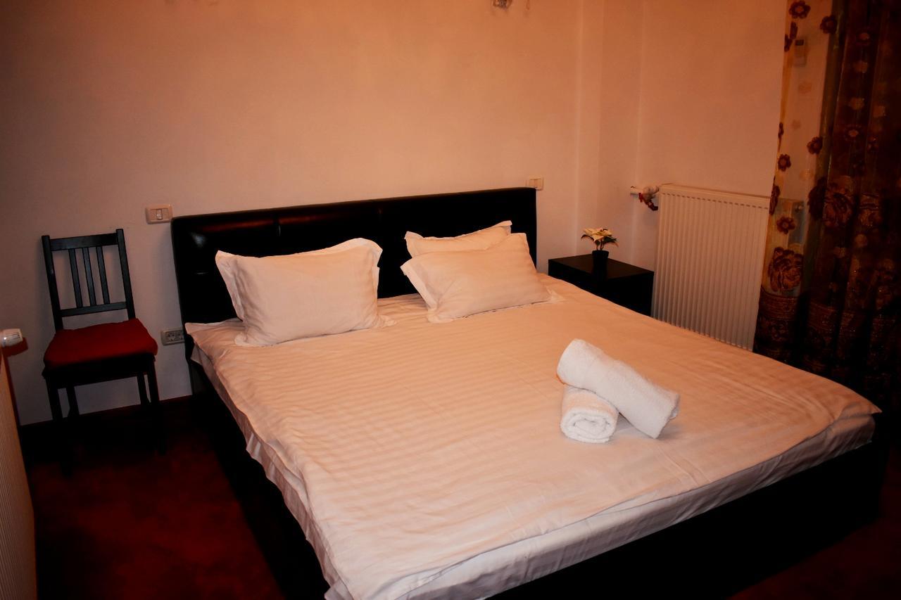 Grand Central Accommodation - Beldiman Букурещ Екстериор снимка
